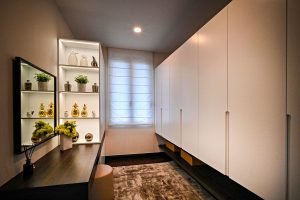 Tips For Creating a Dressing Room Closet