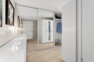 white walk-in closet design